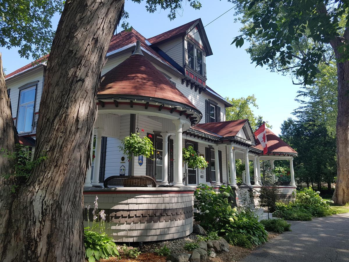 Les Trois Erables Boutique Inn Wakefield Ngoại thất bức ảnh